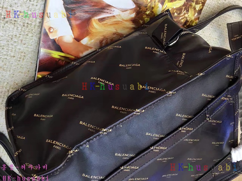 NEW �߷��þư� �Ż� ũ�ν���BA443096