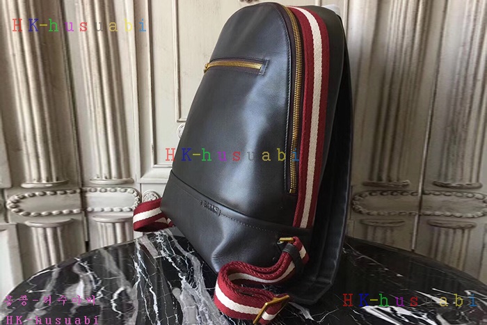 �ڹ̷��ޡ� �߸� �Ż� ���� BL366950