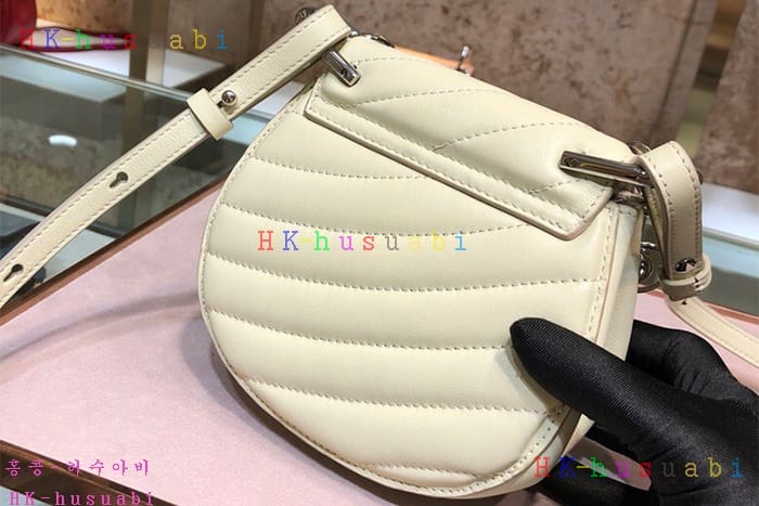 �ڹ̷��ޡ�2018SS ���ο� ������� �̴� ũ�ν��� CL 45540-2