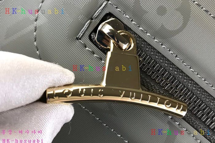 �ڹ̷��ޡ� ���̺��� ƼŸ�� ���� M43881