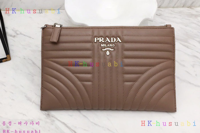 �ڹ̷��ޡ� ����� �Ż� Ŭ��ġ P 2NG005-3