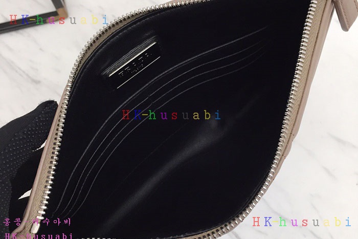 �ڹ̷��ޡ� ����� �Ż� Ŭ��ġ P 2NG005-3
