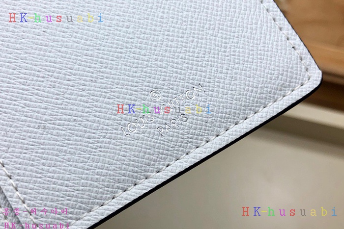 �ڹ̷��ޡ� ���̺��� ���¥ ���� M30298