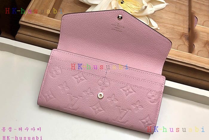 �ڹ̷��ޡ� ���̺��� ��� ���� M64082