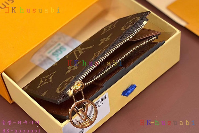 �ڹ̷��ޡڷ��̺��� ���� ���� M83605-2