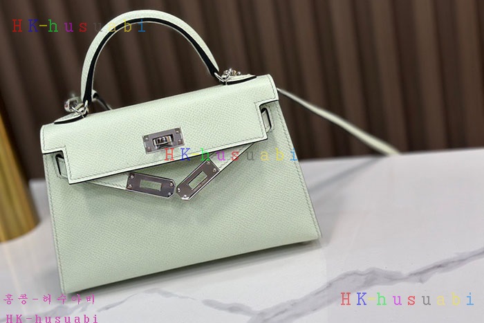 �ڹ̷��ޡڿ����޽� �̸� �̴�  H 9668220-5 �ü���