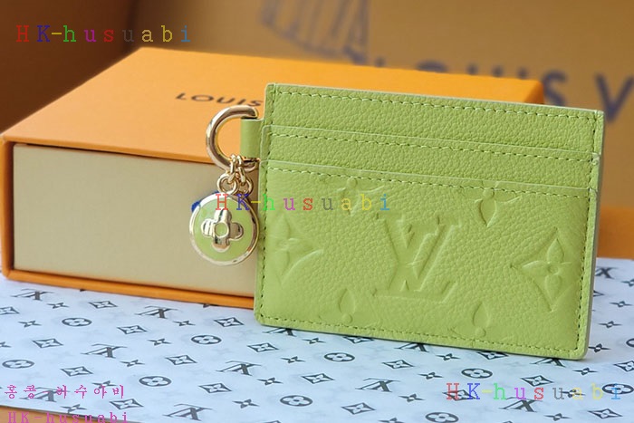 �ڹ̷��ޡڷ��̺��� LV ��  ī�� Ȧ�� M13645
