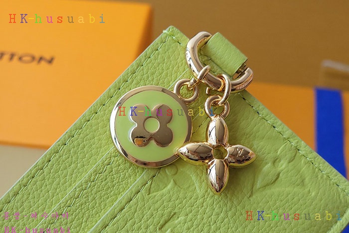 �ڹ̷��ޡڷ��̺��� LV ��  ī�� Ȧ�� M13645