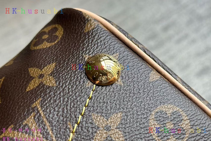 �ڹ̷��ޡڷ��̺��� Ƽ���� PM M40143